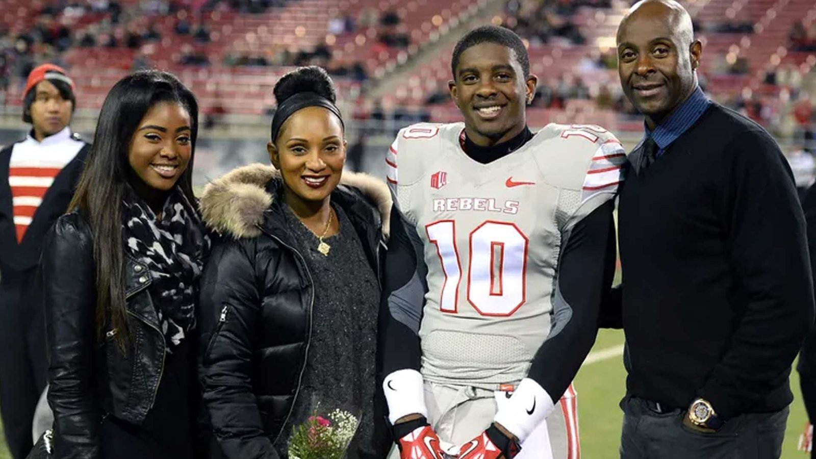 How Jacqueline Met Jerry Rice